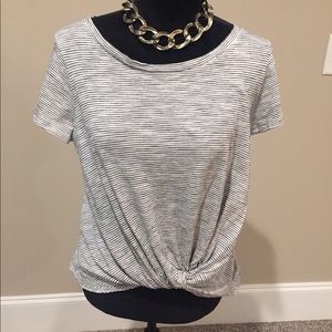 Stripe top⚪️⚫️⚪️⚫️